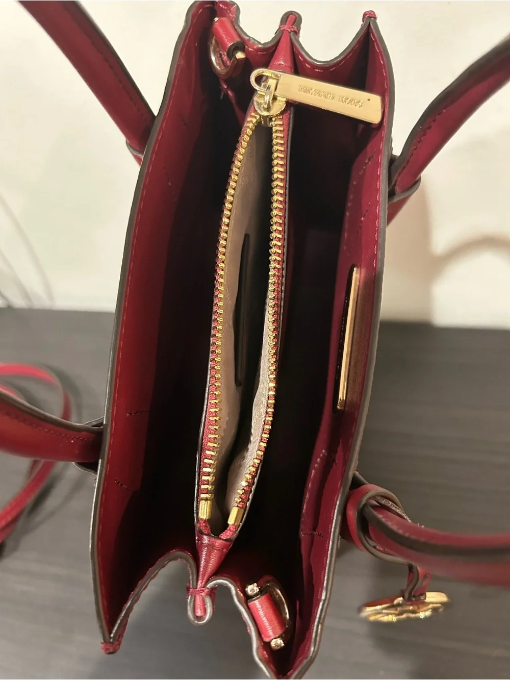 Michael Kors Mercer Medium Pebbled Leather Crossbody Bag EUC
